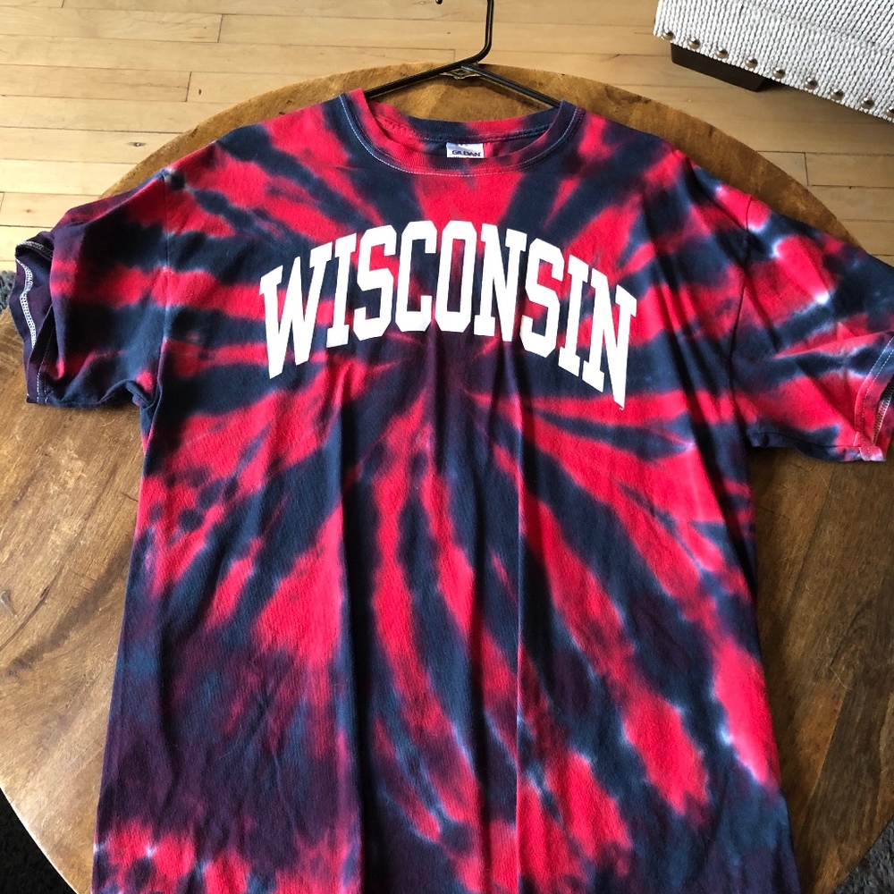 Wisconsin Badgers T shirt Large